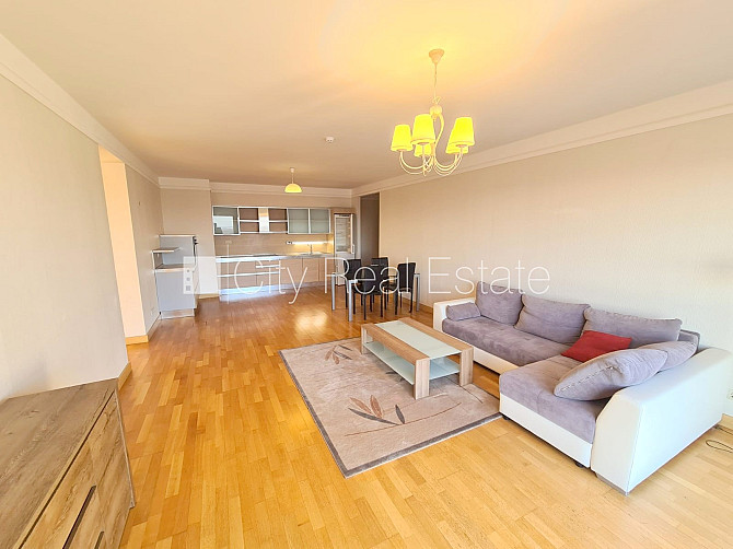 Projekts - Panorama Plaza, jaunceltne, slēgts pagalms, iespēja nomāt autostāvvietu, pazemes Rīga - foto 2