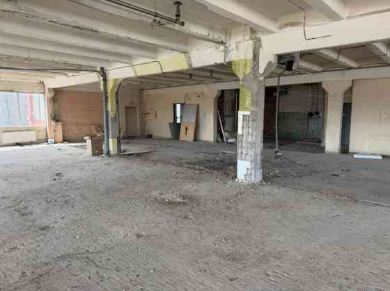 Производственные помещения в индустриальном парке Зиепниеккалнс, Рига. Rīga