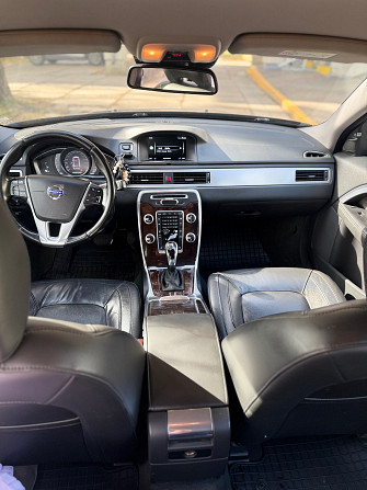 Pārdodu Volvo V70, uzticamu un ietilpigu auto.
Tikko izieta jauna TA un nomaksats cela
nodoklis.... Юрмала - изображение 4