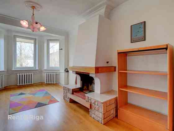 Продаётся светлая и уютная 2-комнатная квартира в тихом центре Риги. Рига