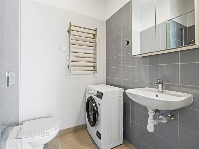 Mеблированная квартира-студия в центре Риги  В квартире гостиная, совмещенная с Рига - изображение 9