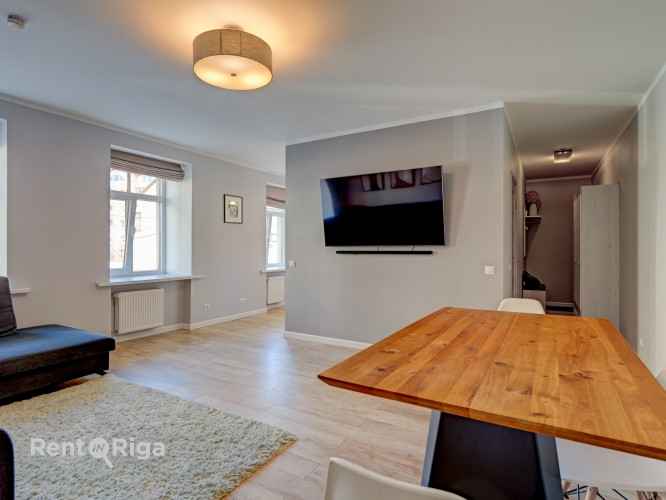 Просторная и комфортабельно меблированная двухкомнатная квартира в Рига - изображение 5