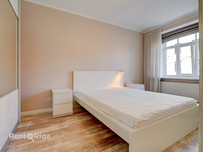Просторная и комфортабельно меблированная двухкомнатная квартира в Рига - изображение 8