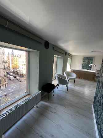 Tiek piedāvātas labiekārtotas, gaišas un ērtas telpas skaistumkopšanas speciālistiem... Rīga