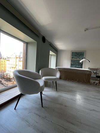 Tiek piedāvātas labiekārtotas, gaišas un ērtas telpas skaistumkopšanas speciālistiem... Rīga - foto 4