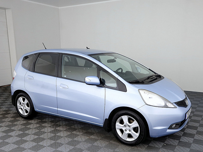 Honda Jazz Elegance 1.3 73kW Tallina - foto 1