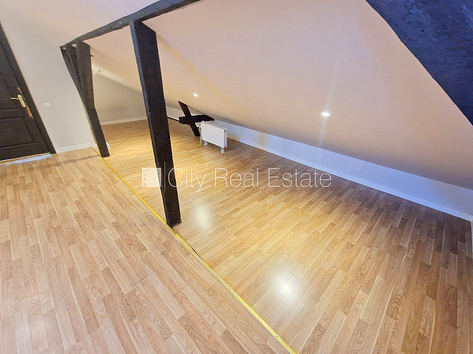 Jaunceltne, pagalma ēka, slēgts pagalms, līdz tuvākajai autostāvvietai 70 m, ieeja no pagalma, Rīga - foto 16