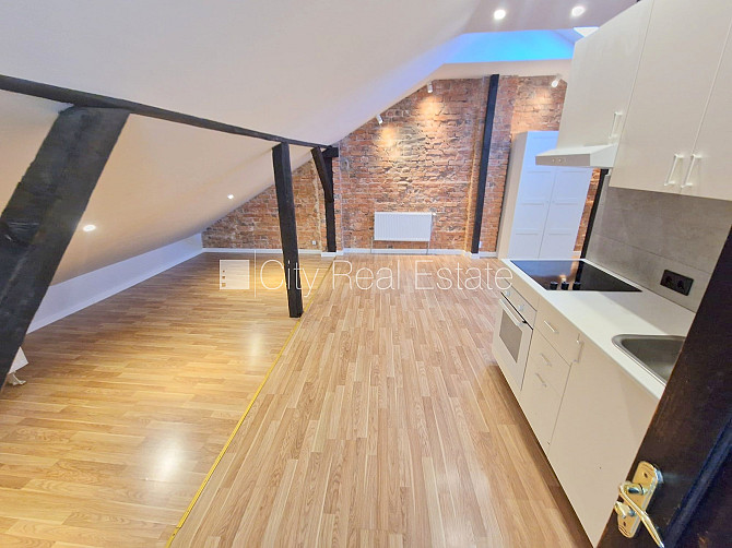 Jaunceltne, pagalma ēka, slēgts pagalms, līdz tuvākajai autostāvvietai 70 m, ieeja no pagalma, Rīga - foto 10