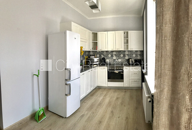 Jaunceltne, fasādes māja, slēgts pagalms, ieeja no pagalma, ir lifts, balkons 1,8 m2, terase Rīga - foto 18