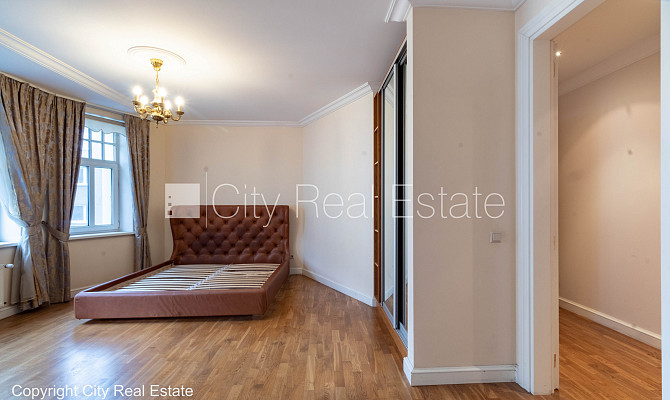 Fasādes māja, renovēta māja, slēgts pagalms, ieeja no ielas un pagalma, ir lifts, kāpņu Rīga - foto 19