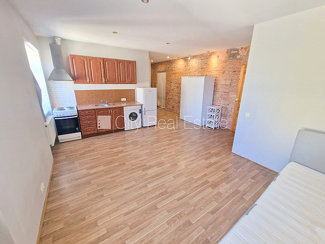 Jaunceltne, labiekārtota apzaļumota teritorija, pazemes autostāvvieta, ieeja no ielas, ir lifts, Rīga - foto 11