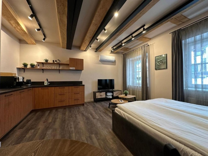 Cozy apartment in the heart of Old Town. A tastefully renovated and ready-to-live-in apartment is fo Рига - изображение 3