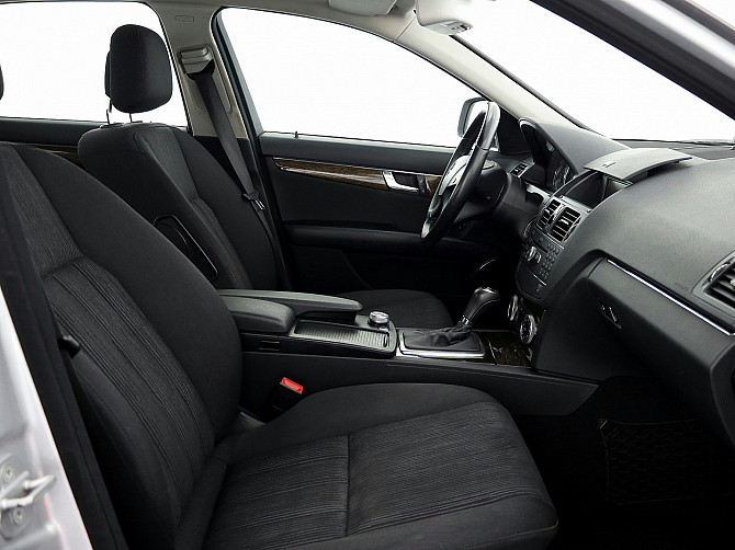 Mercedes-Benz C 220 Elegance ATM 2.1 CDI 125kW Tallina - foto 6