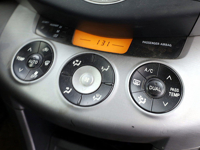 Toyota RAV4 Linea Sol 2.2 D-CAT 130kW Tallina - foto 8