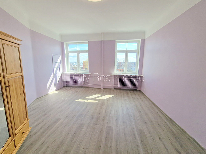 Fasādes māja, renovēta māja, vieta automašīnai, ieeja no pagalma, kāpņu telpa pēc Jelgava un novads - foto 18