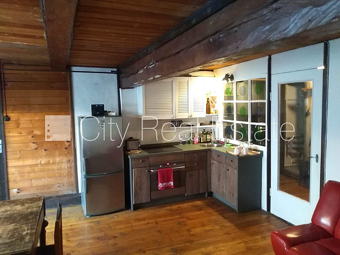 Mansards, logi vērsti mājas abās pusēs, guļamistabu skaits 2 gab., vannas istabu skaits 1 Rīga - foto 17