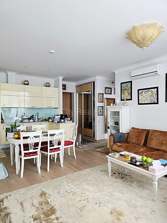 Jaunceltne, slēgts pagalms, apzaļumota teritorija ar jaunu kokaugu stādījumiem, ir lifts, Jūrmala - foto 3