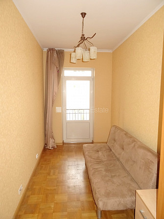 Fasādes māja, renovēta māja, slēgts pagalms, ieeja no ielas, ir lifts, kāpņu telpa pēc Rīga - foto 20