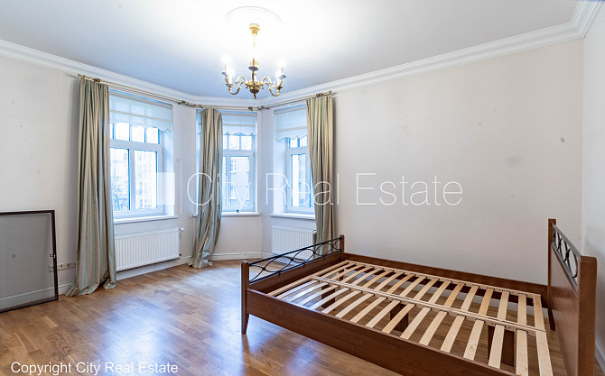 Fasādes māja, renovēta māja, slēgts pagalms, ieeja no ielas un pagalma, ir lifts, kāpņu Rīga - foto 9