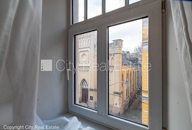 Fasādes māja, renovēta māja, slēgts pagalms, vieta automašīnai, ieeja no ielas un pagalma, Rīga - foto 3