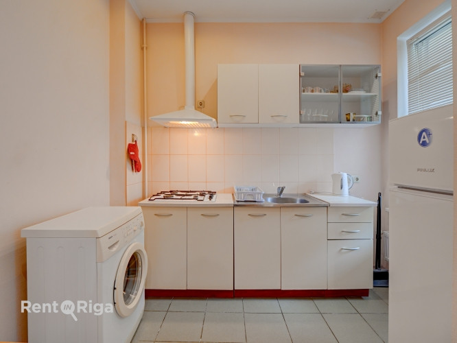 Tava iespēja atpūtai uz vasaras sezonu Jūrmalā  Privātmājas 1. stāvā tiek izīrēts divu Jūrmala - foto 2