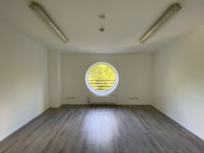 Аренда офисного помещения в квартале VEF  187 м  Предлагаются в аренду офисные Рига - изображение 3