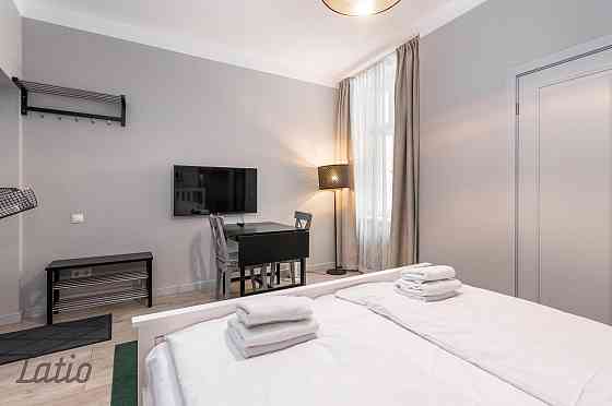 Pārdod dzīvokli pašā Vecrīgas sirdī  Smilšu ielā 14. Labiekārtots dzīvoklis ar pārdomātu plānojumu v Рига