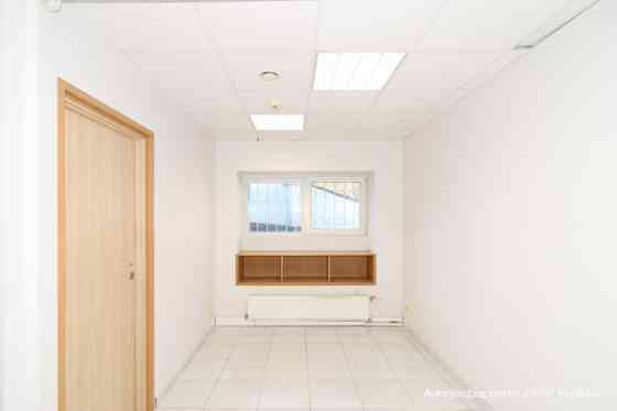 Аренда офиса на Югле, улица Мурьяню.  Плата за обслуживание включена в арендную Rīga