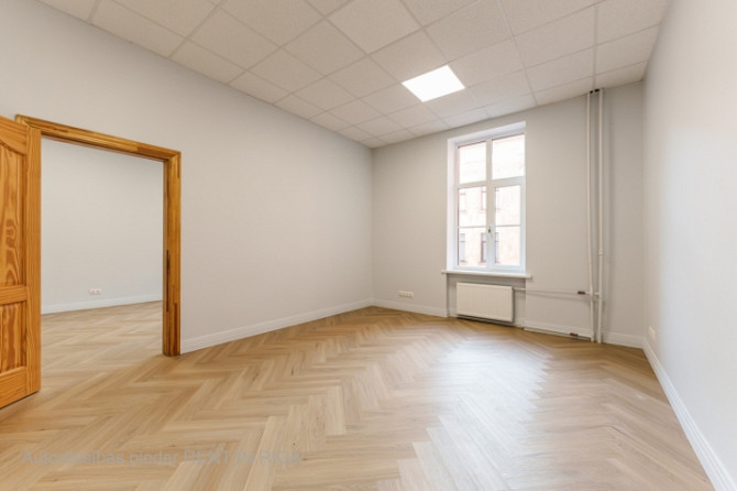 kvalitatīvi biroji pašā Rīgas centrā Dzirnavu ielā.  + Fiziskā apsardze 24h diennaktī. + Rīga - foto 5