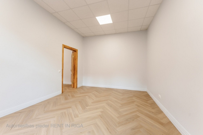 kvalitatīvi biroji pašā Rīgas centrā Dzirnavu ielā.  + Fiziskā apsardze 24h diennaktī. + Rīga - foto 1