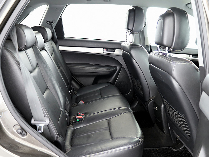 Kia Sorento Luxury 4x4 ATM 2.2 CRDi 145kW Tallina - foto 7