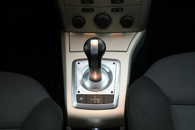 Opel Astra Elegance Facelift ATM 1.6 85kW Tallina - foto 8