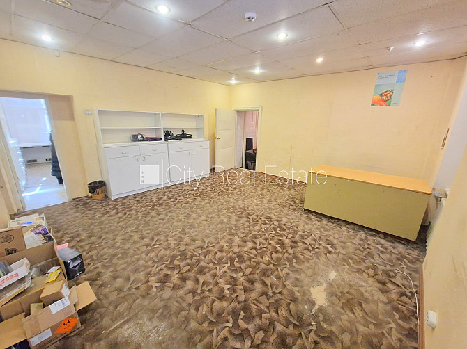 Zeme īpašumā, fasādes māja, labiekārtots apzaļumots pagalms, bezmaksas stāvvieta pagalmā, Rīga - foto 17