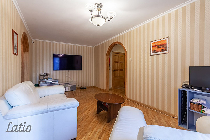 Tiek pārdots lielisks 5 istabu dzīvoklis Imantā pilnībā iekārtots tūlītējai dzīvošanai.

Īpašumā ir  Рига - изображение 5