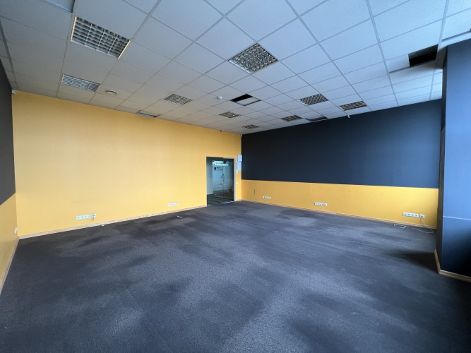 Iznomā telpu VEF'ā.  + Telpa tiek iznomāta ar pilnu apdari, bet pēc klienta velmes var Rīga - foto 3