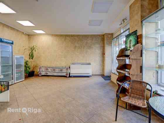 КОММЕРЧЕСКИЕ ПОМЕЩЕНИЯ В АРЕНДУ В ЦЕНТРЕ, УЛИЦА БРУНИНИЕКУ (1 ЭТАЖ)  Сдаются в Рига