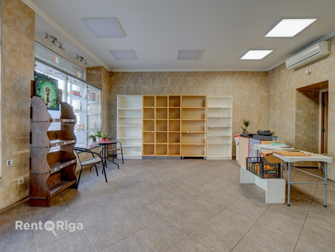 КОММЕРЧЕСКИЕ ПОМЕЩЕНИЯ В АРЕНДУ В ЦЕНТРЕ, УЛИЦА БРУНИНИЕКУ (1 ЭТАЖ)  Сдаются в Рига - изображение 3