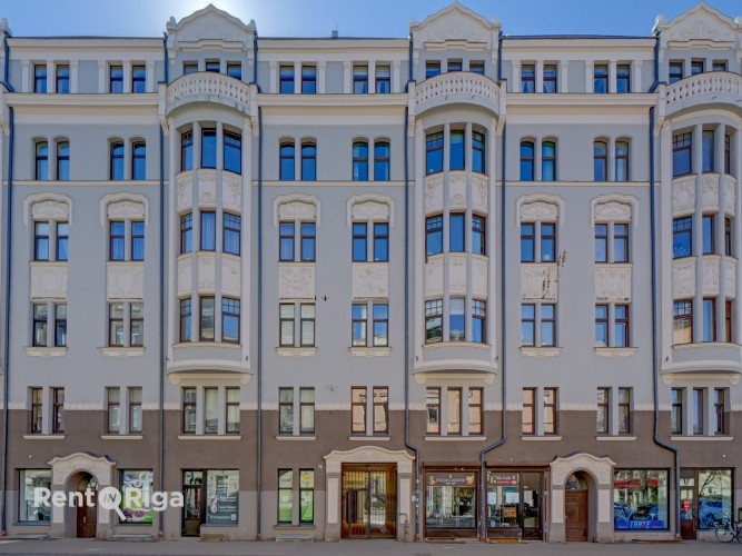 КОММЕРЧЕСКИЕ ПОМЕЩЕНИЯ В АРЕНДУ В ЦЕНТРЕ, УЛИЦА БРУНИНИЕКУ (1 ЭТАЖ)  Сдаются в Рига - изображение 1
