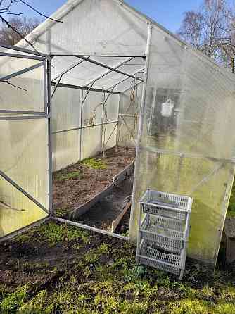 Передам право аренды на садовый участок. Но за домик с террасой 24м², спицу, электричество, ... Рига