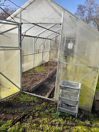 Передам право аренды на садовый участок. Но за домик террасой 24м², спицу, электричество, душ, ... Рига - изображение 4