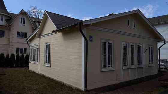 Продаётся всесезонный дом, расположенный в самом центре курортного города Юрмала, в 50 м от... Jūrmala