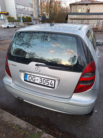 Pārdodu Mercedes-Benz A 180 2005. gada izlaiduma automašīnu sudraba krāsā ar mehānisko... Рига - изображение 5