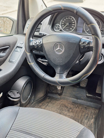 Pārdodu Mercedes-Benz A 180 2005. gada izlaiduma automašīnu sudraba krāsā ar mehānisko... Рига - изображение 7