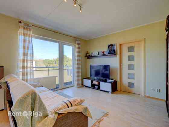 Продаётся светлая, просторная и функционально продуманная 3-комнатная квартира в Rīga