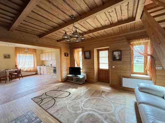 Продаётся двухэтажный частный дом в Болдерае.  Общая площадь: 119.1 м.  Дом введён в Rīga