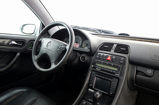 Mercedes-Benz CLK 320 Avantgarde LPG ATM 3.2 160kW Tallina - foto 5