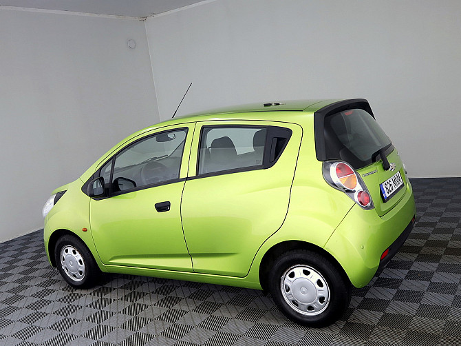 Chevrolet Spark Comfort 1.0 50kW Таллин - изображение 4