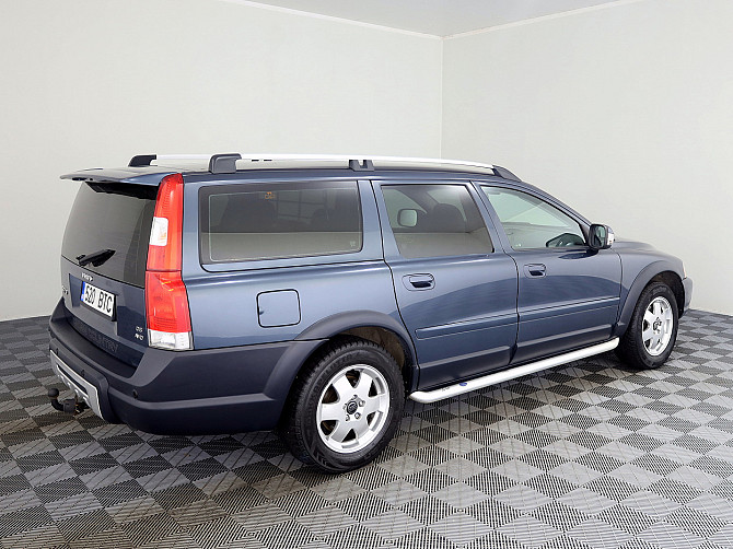 Volvo XC70 Summum Facelift AWD ATM 2.4 D5 136kW Tallina - foto 3