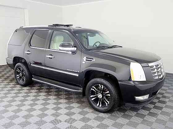 Cadillac Escalade Luxury LPG ATM 6.2 301kW Tallina