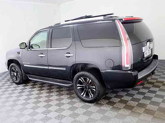 Cadillac Escalade Luxury LPG ATM 6.2 301kW Tallina